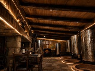 HOTEL GUGLUX &WINE CELLAR - 3