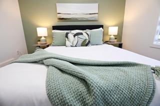 Chic Modern Home King Bed Fireplace Disney - 5