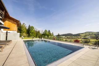 Haus Vogl Anger - Ferienwohnungen mit privater Sauna und beheizten Salzwasser Pool in Panoramalage und Nähe zu Salzburg und Berchtesgaden - 5