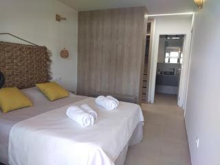 Villa Ferris & Villa Veleta - 200 meters from the sea - 5