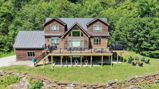 Mountainside Retreat in Ludlow with Amazing Views - 0