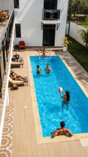 KokoBay Apartments Grand Baie - Chic Units with Pool - 0