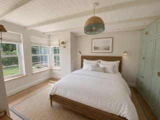 New Stunning house St Ives with parking - 8