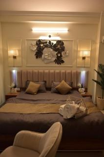 skyNest stays couple friendly near cyber hub and galleria - 2