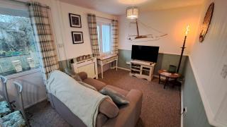 Oak Bungalow - 5