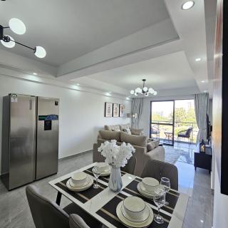 Guest Favourite - Nairobi - 4
