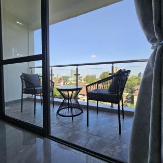 Guest Favourite - Nairobi - 6