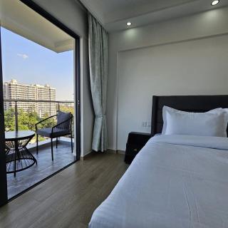Guest Favourite - Nairobi - 8