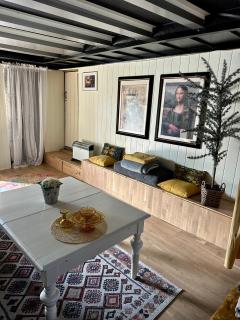 Primitiv Rustic Retreat, no shower, shared toilet - 5