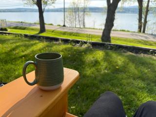 Lakefront Farmhouse for Family Gatherings - 1