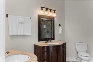 Sunrise Shores Estate - 4BD-4BA Luxury Lakefront - 1