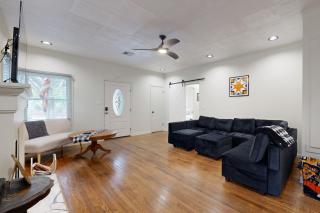 Easy Access to OSU! 'Marvin's Manor' in Stillwater - 7