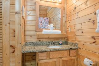 Douglas Lake Cabin Hot Tub Pool Lake Access, and Loft - 4