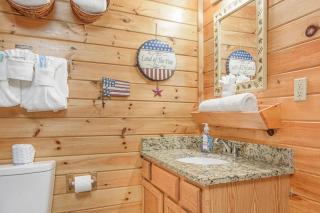 Douglas Lake Cabin Hot Tub Pool Lake Access, and Loft - 1