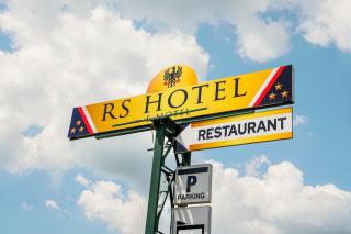 RS Hotel - 1