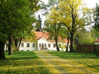 Gospodarstwo Agroturystyczne Dworek Janowicki - 9