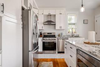 Beautiful Victorian House - 3