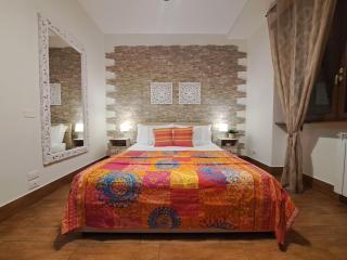 Boho Garden Apartment - 8