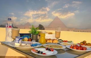 New Giza Pyramids INN - 1