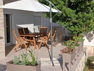 Apartment near city center - free parking - private terrace ''Matea 2'' - 9