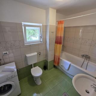 Apartment near city center - free parking - private terrace ''Matea 2'' - 3