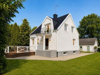 Villa in southern Småland near Lake Möckeln and IKEA - 0