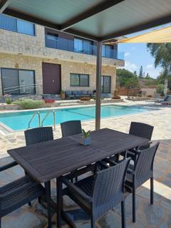 Melissa Hills - 1