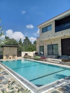 Melissa Hills - 7