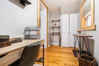 Charming 2 Bedroom Apt Shelby Park, Germantown - 1