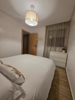 Fully equipped modern apartment - 8
