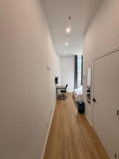 Modern Studio Downtown MTL for 2 with Free Parking - 8