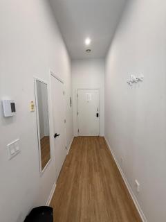 Modern Studio Downtown MTL for 2 with Free Parking - 3