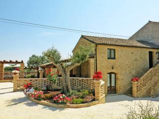 Borgo Agrituristico Il Pino - Adriatic House - 0
