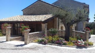 Borgo Agrituristico Il Pino - Adriatic House - 2