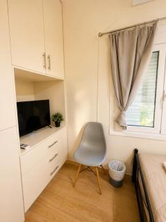 Athenian Loft with urban view! - 8