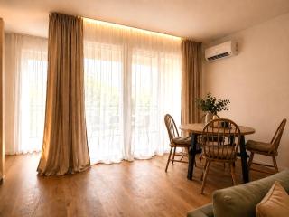 Luxury Apartment II -City Center- Free Parking - 9