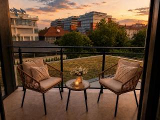 Luxury Apartment II -City Center- Free Parking - 1
