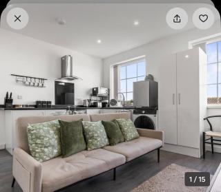 Cozy Haven nr city centre free parking - 0