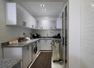 Prime 3BR Apartment Steps from City Stars شقة فاخرة 3 غرف خطوات من سيتي ستارز - 8