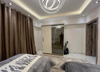 Prime 3BR Apartment Steps from City Stars شقة فاخرة 3 غرف خطوات من سيتي ستارز - 6