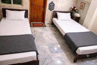 AZH Hotel & Rooms - 5