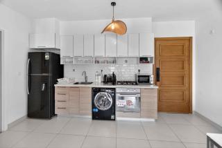 3BR Canal View Marassi BirdNest - 2