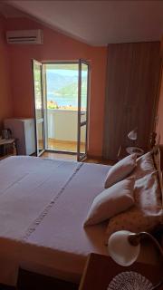 Lorena Rooms - 6
