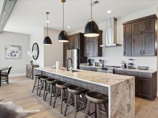 Highlands of the Smokies 503 PH3br - 8
