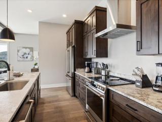 Highlands of the Smokies 503 PH3br - 2