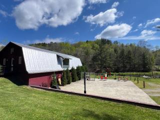 The Red Barn at Tiffany's Estate - 4