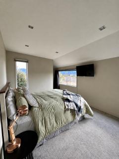 Spacious Family Home in Te Anau - 5