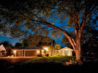 Waterfront Merritt Island Villa-KSC, Beach, Port! - 0