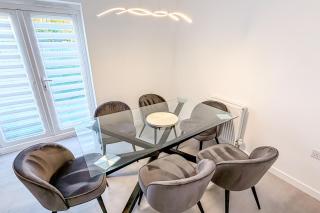 Mansfield 5 Persons 3 Bed with Private Parking - 3