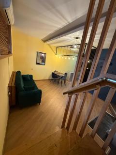 Cozy Apartment on Gagarini Square - 8